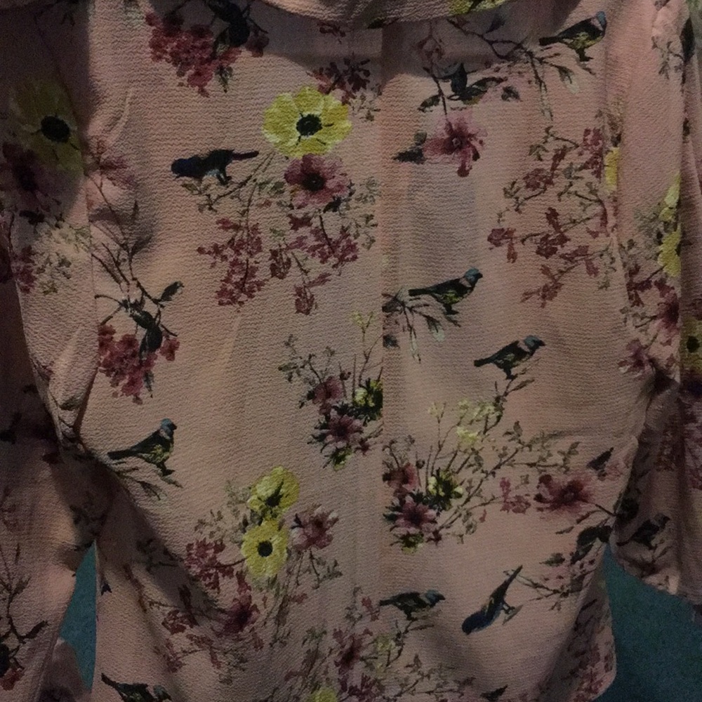 Pink blouse - Picture 5 of 5